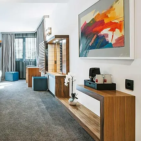 Boutique Ani - Adults Only 4* Макарська