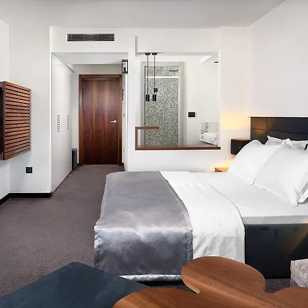 מלון Boutique Ani - Adults Only 4*