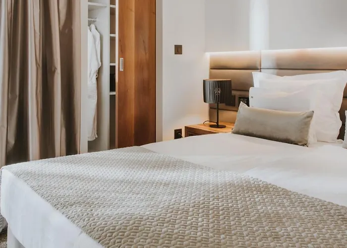 Boutique Ani - Adults Only Μακάρσκα